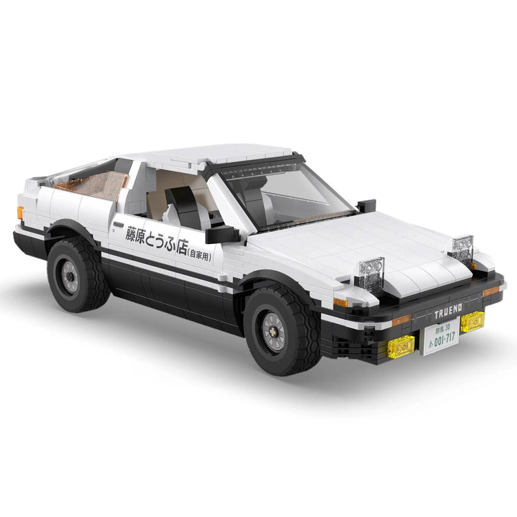 CaDA Initial D Toyota Trueno AE86 with RC option 1:12 C61024
