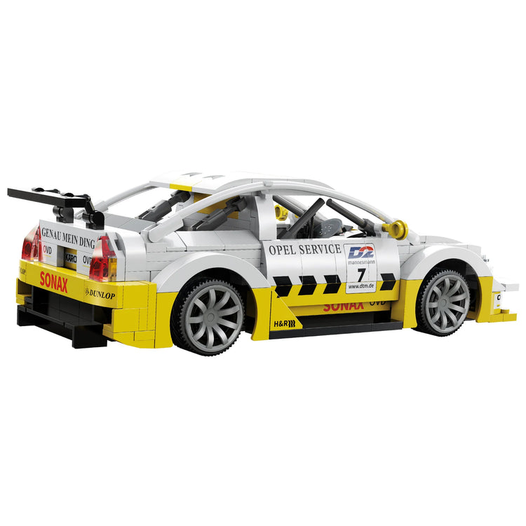 CaDA Opel Astra V8 Coupe with RC 1:20 C51081