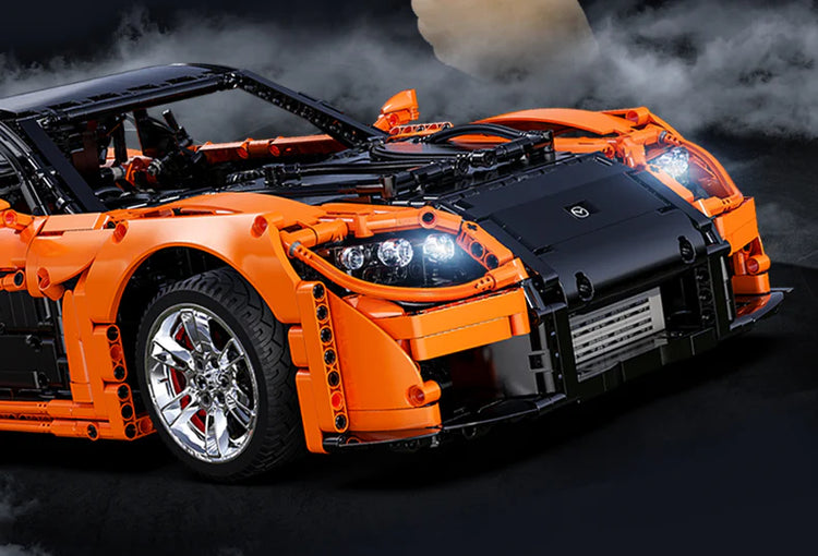 CaDA Mazda RX-7 with RC 1:8 #C61502