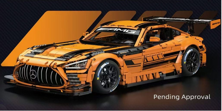 CaDA Master Mercedes-AMG GT3 1:8 C64008 order now for delivery in February