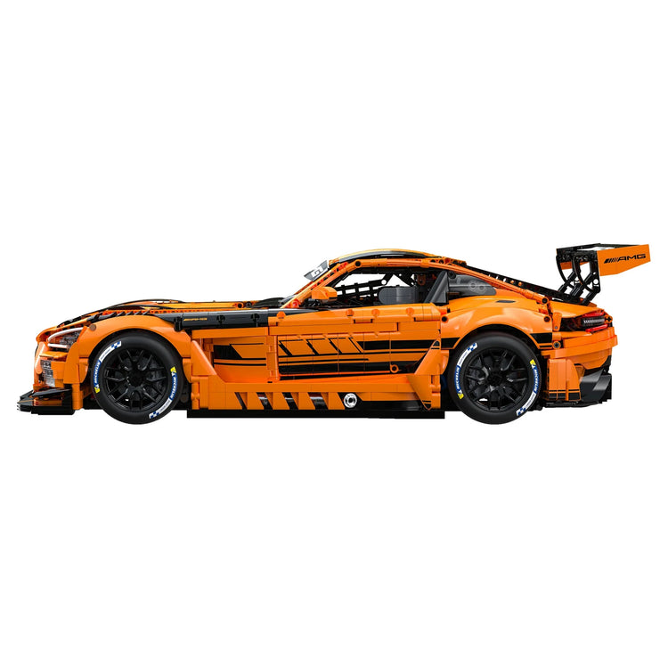 CaDA Master Mercedes-AMG GT3 1:8 C64008 order now for delivery in February