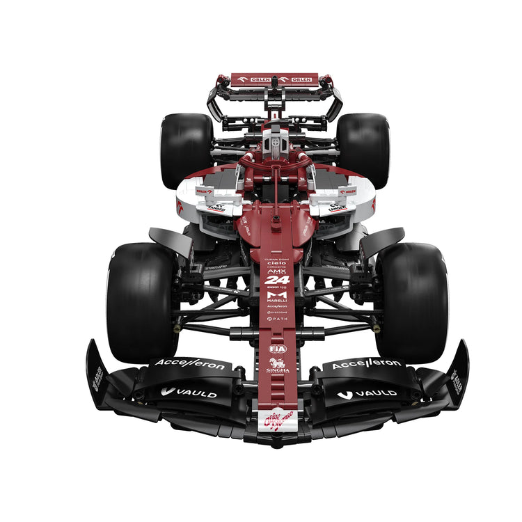 CaDA Alfa Romeo F1 Team ORLEN C42 1:8 discontinued C64005W