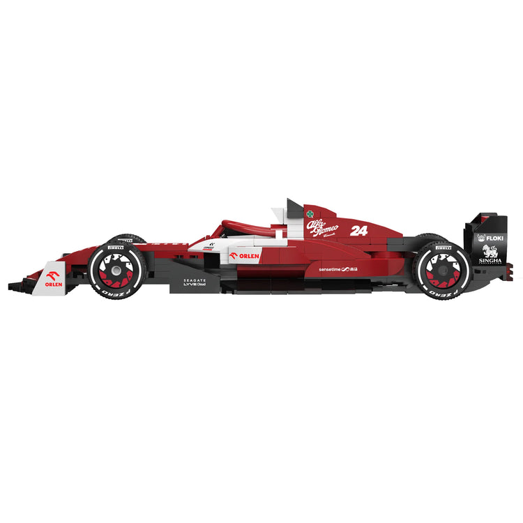 CaDA Alfa Romeo F1 Team ORLEN C42 1:24 C55026